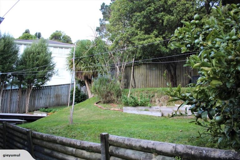 Photo of property in 6 Tobruk Street, Karori, Wellington, 6012