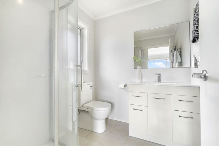 Photo of property in 17 Teatree Close, Huntington, Hamilton, 3210