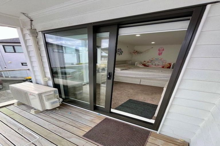 Photo of property in 1d Ohira Place, Henderson, Auckland, 0612