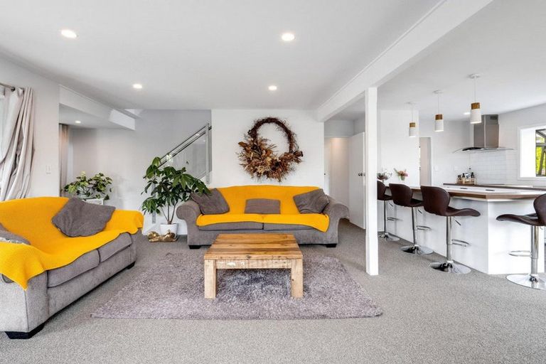 Photo of property in 103 Grimseys Road, Redwood, Christchurch, 8051