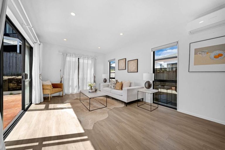 Photo of property in 68 Kano Way, Hobsonville, Auckland, 0616