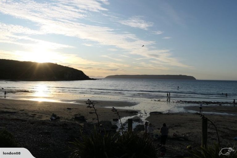 Photo of property in 8b Tireti Road, Titahi Bay, Porirua, 5022