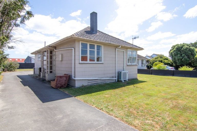 Photo of property in 10 Thames Street, Roslyn, Palmerston North, 4414