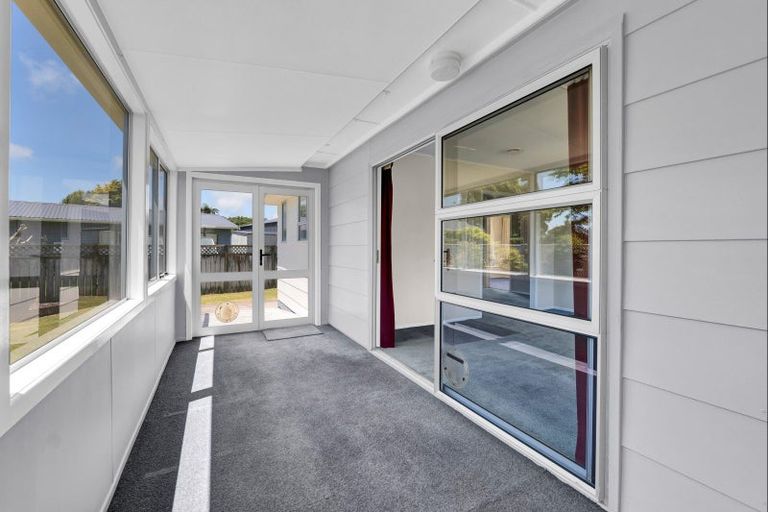 Photo of property in 80 Parris Street, Waitara, 4320