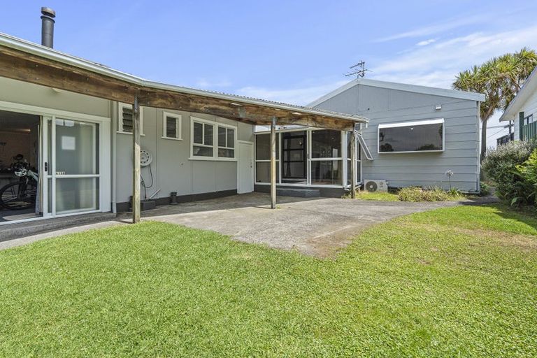 Photo of property in 415 Carrington Street, Upper Vogeltown, New Plymouth, 4310