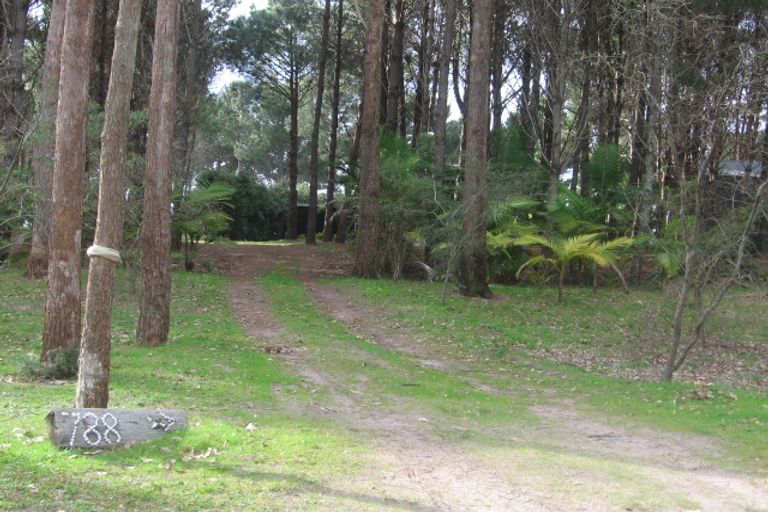Photo of property in 788 Matarangi Drive, Matarangi, Whitianga, 3592