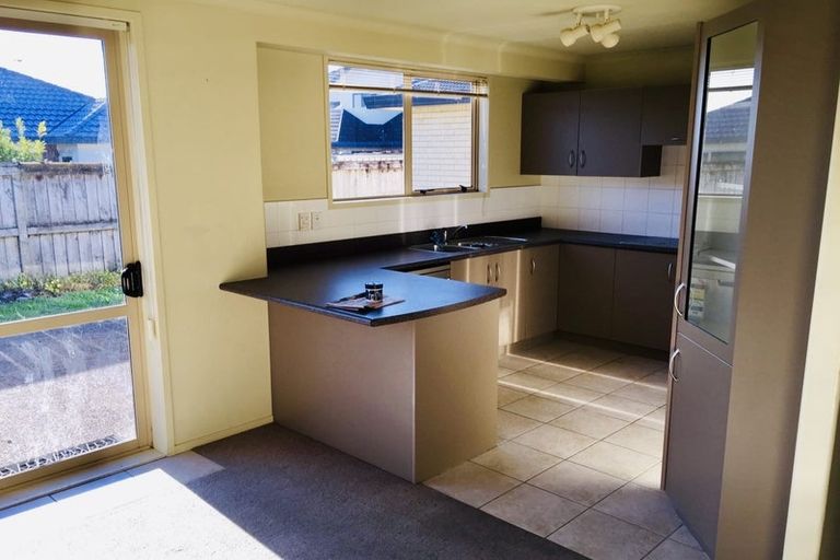 Photo of property in 6 Mckenzie Place, Rototuna North, Hamilton, 3210