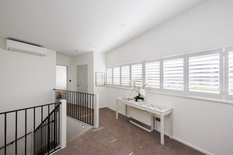Photo of property in 23 Montgomery Terrace, Hokowhitu, Palmerston North, 4410