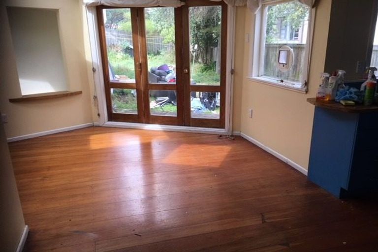 Photo of property in 177 Tasman Street, Mount Cook, Wellington, 6021