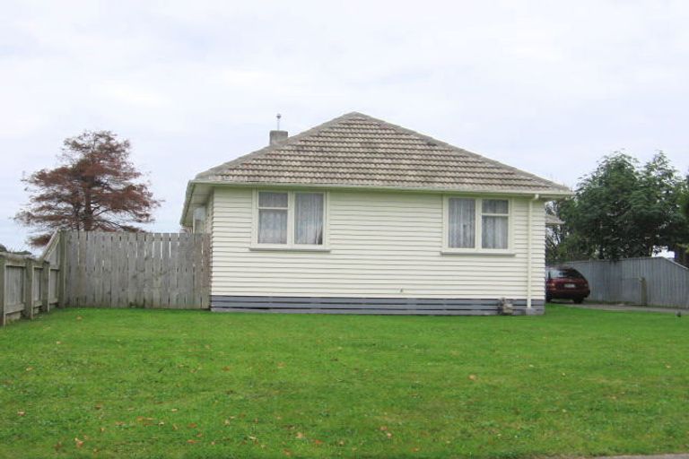 Photo of property in 21 Coventry Street, Highbury, Palmerston North, 4412