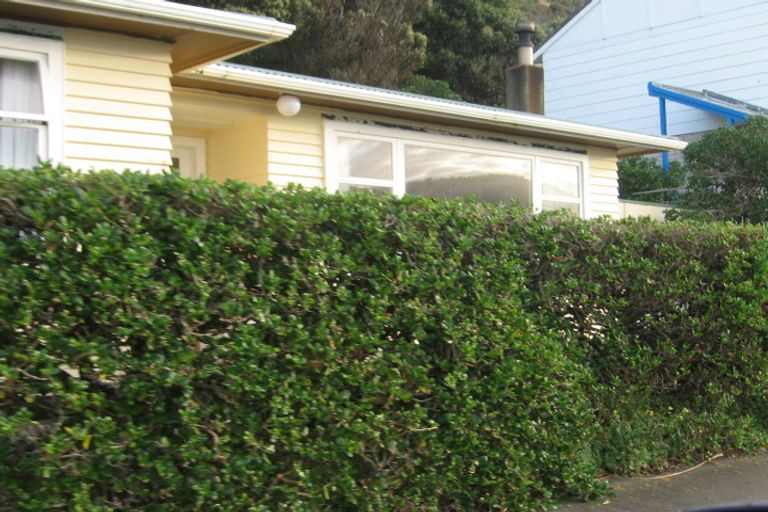 Photo of property in 108 Owhiro Bay Parade, Owhiro Bay, Wellington, 6023