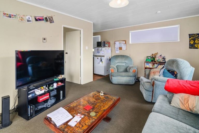 Photo of property in 11 Isobel Street, Fairy Springs, Rotorua, 3015