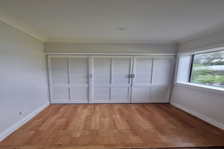 Photo of property in 20 Makora Road, Otaihanga, Paraparaumu, 5036