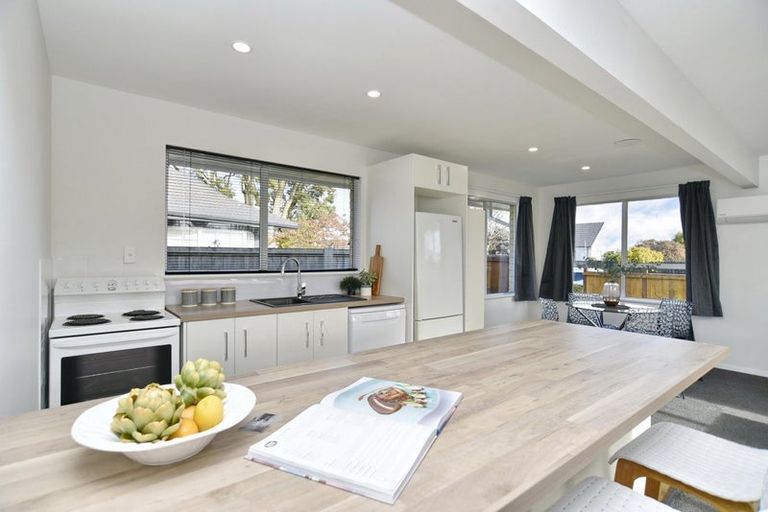 Photo of property in 216 Hendersons Road, Hoon Hay, Christchurch, 8025