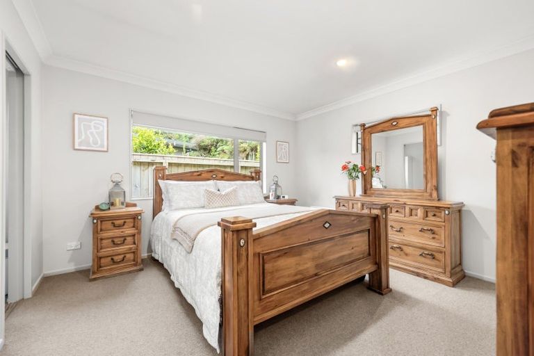 Photo of property in 10 Speldhurst Grove, Stokes Valley, Lower Hutt, 5019