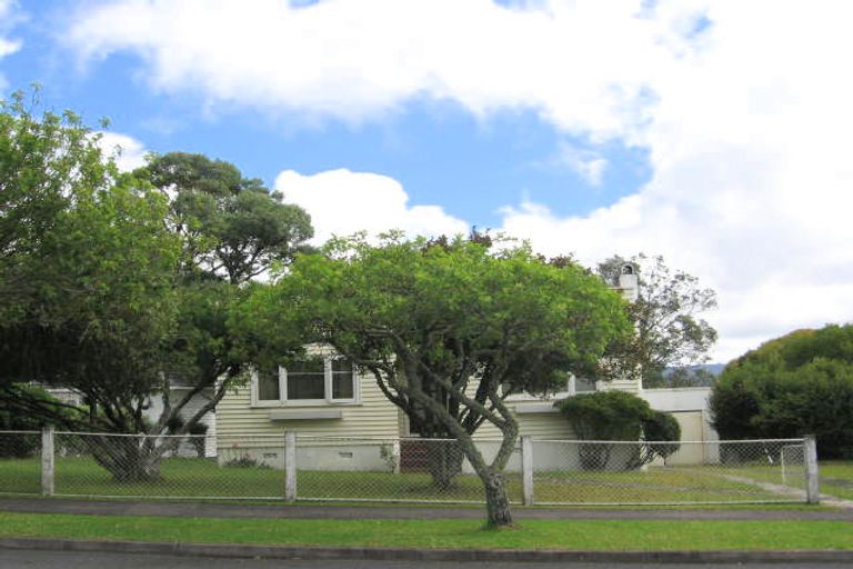 Photo of property in 105 Rosier Road, Glen Eden, Auckland, 0602