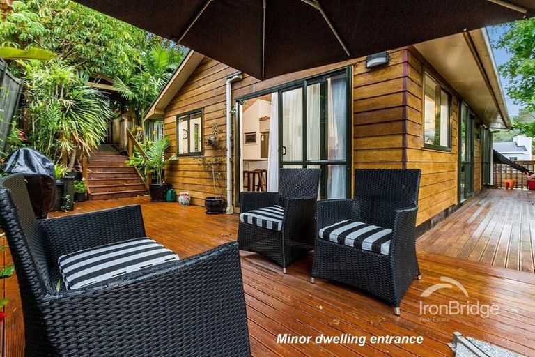 Photo of property in 85 Park Rise, Campbells Bay, Auckland, 0630
