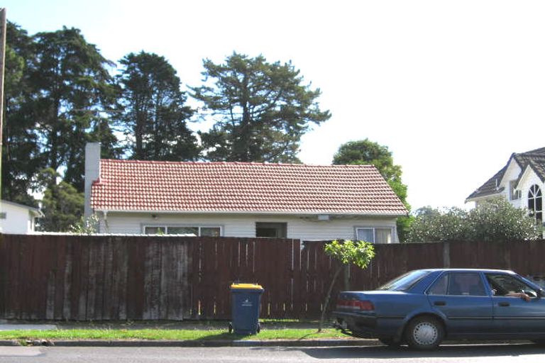 Photo of property in 1/127 Portage Road, New Lynn, Auckland, 0600