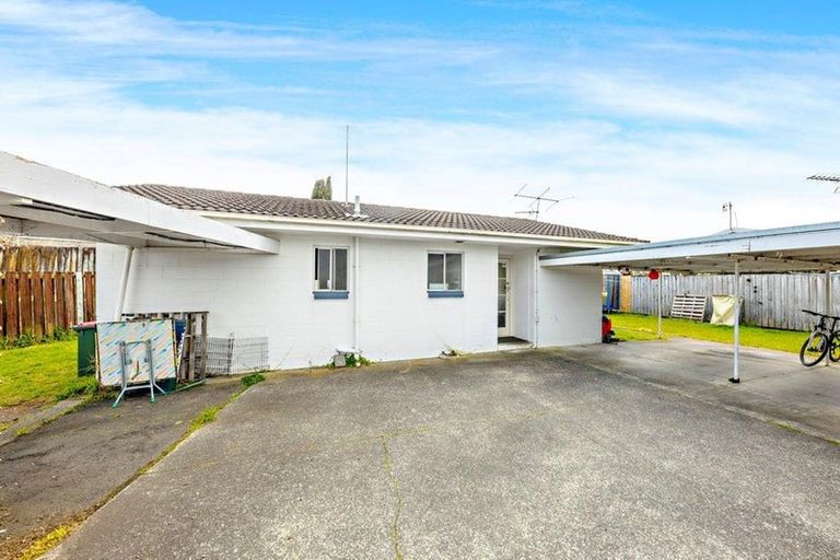 Photo of property in 4/29 South Street, Papakura, 2110