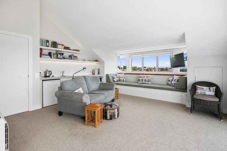 Photo of property in 77 Rainbow Drive, Rainbow Point, Taupo, 3330