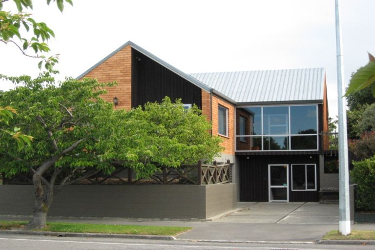 Photo of property in 219 Maidstone Road, Avonhead, Christchurch, 8042