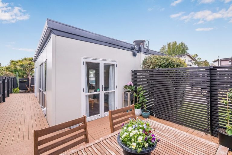 Photo of property in 39 Raumati Road, Raumati Beach, Paraparaumu, 5032