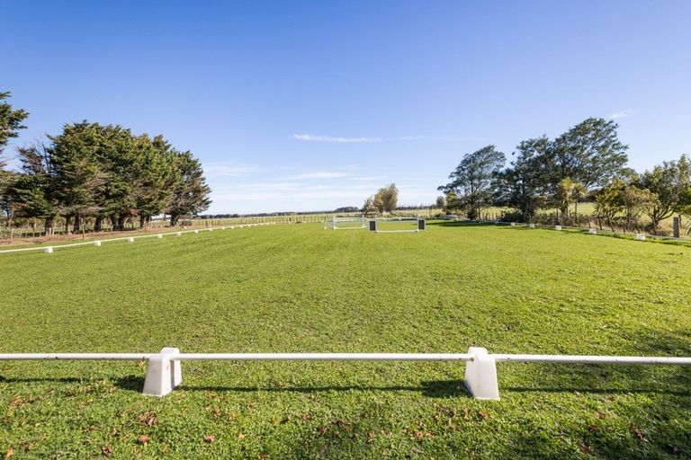 Photo of property in 89 Camp Road, Linton, Palmerston North, 4472