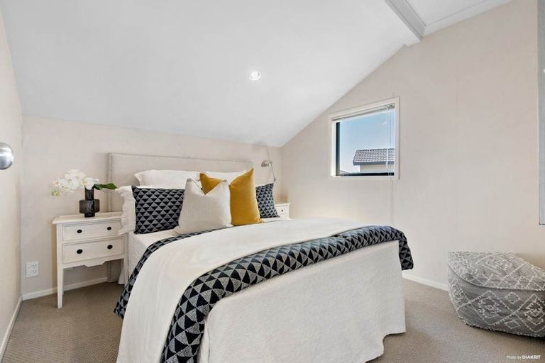 Photo of property in 82 Skip Lane, East Tamaki, Auckland, 2013