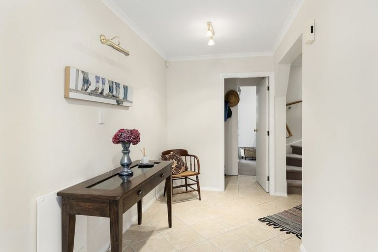 Photo of property in 13 Kowhai Street, Tawa, Wellington, 5028