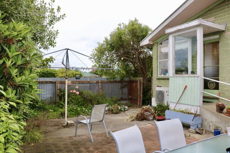 Photo of property in 5a Arthur Street, Holmes Hill, Oamaru, 9401