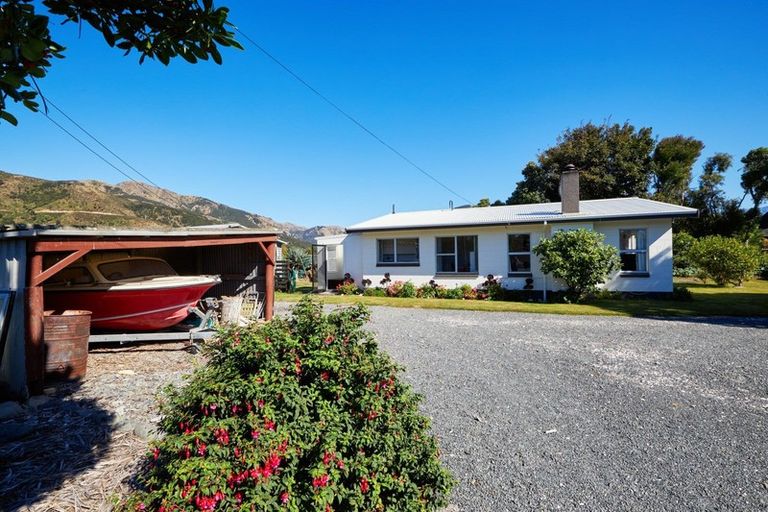 Photo of property in 702 State Highway 1, Peketa, Kaikoura, 7374