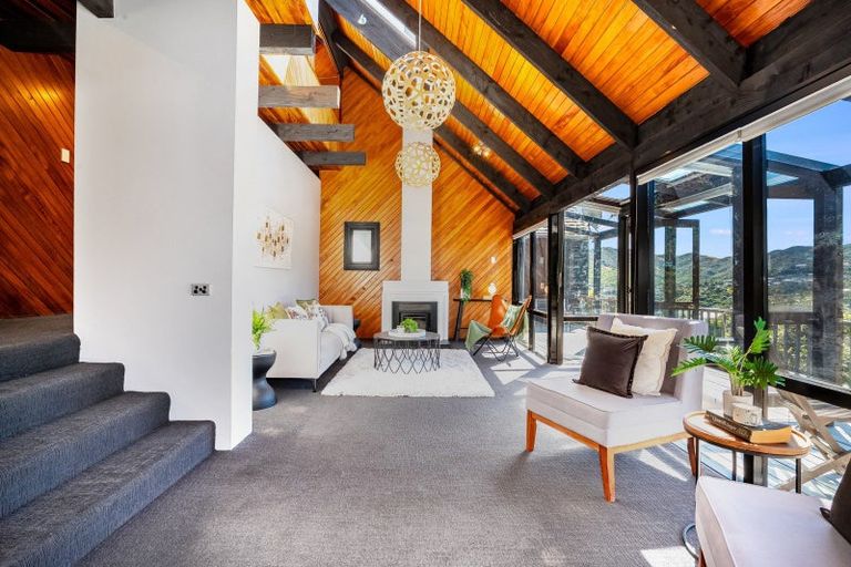 Photo of property in 1 Indira Place, Khandallah, Wellington, 6035