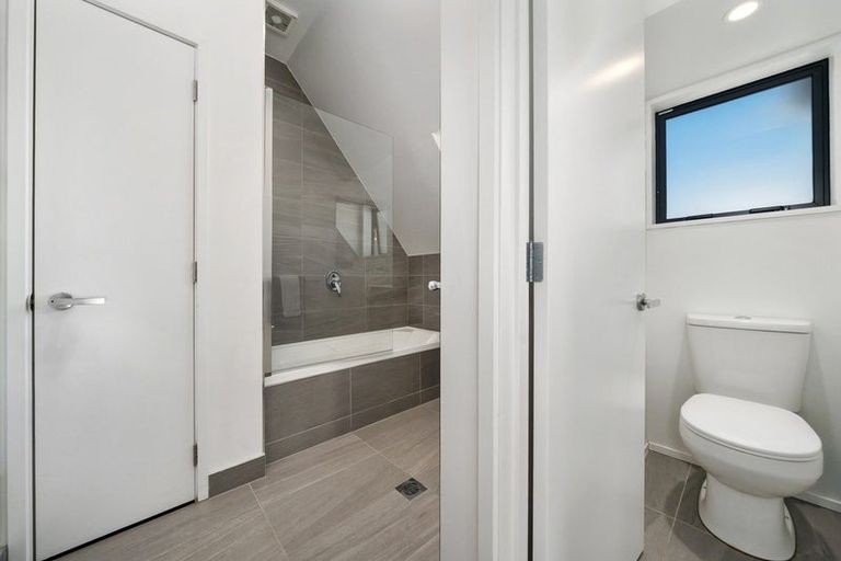 Photo of property in Cornwall Gardens, 1/27 Cornwall Street, St Albans, Christchurch, 8014