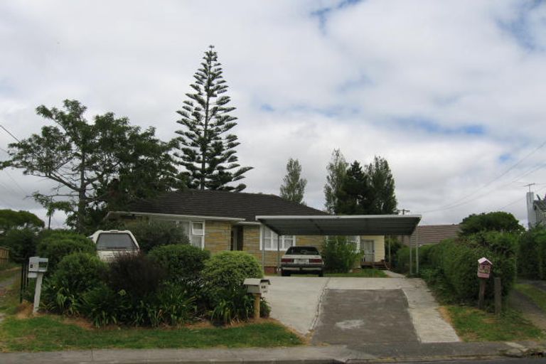 Photo of property in 20 Chippendale Crescent, Birkdale, Auckland, 0626