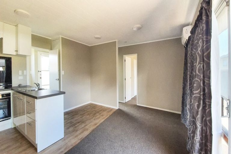 Photo of property in 3/28 Victoria Road, Papatoetoe, Auckland, 2025