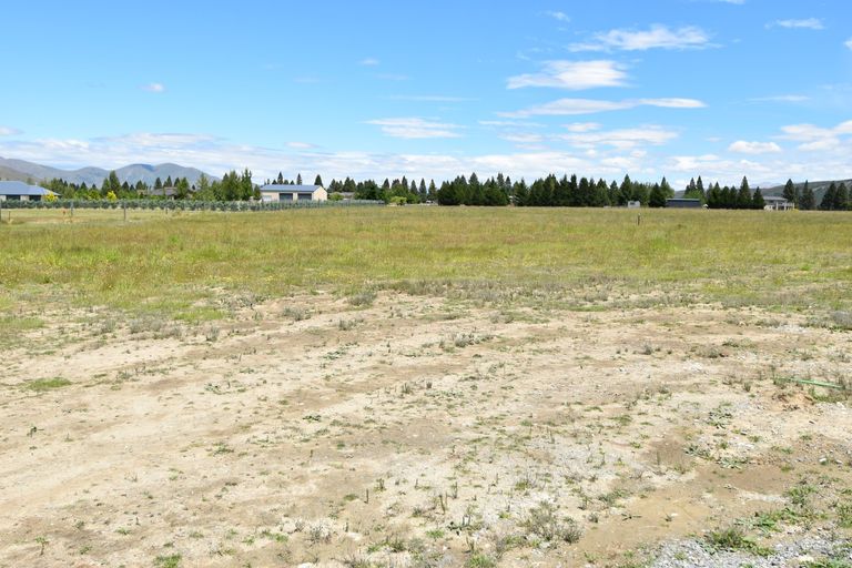 Photo of property in 23 Peak Drive, Twizel, 7901