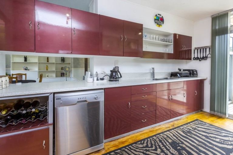 Photo of property in 81 Kamahi Street, Stokes Valley, Lower Hutt, 5019