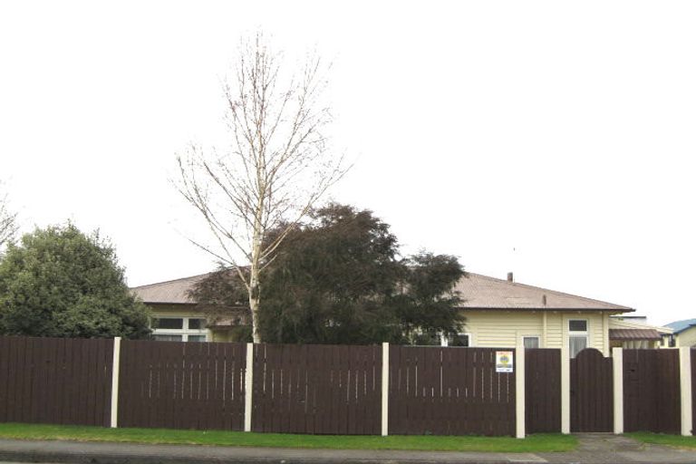 Photo of property in 717 Methuen Street, Saint Leonards, Hastings, 4120