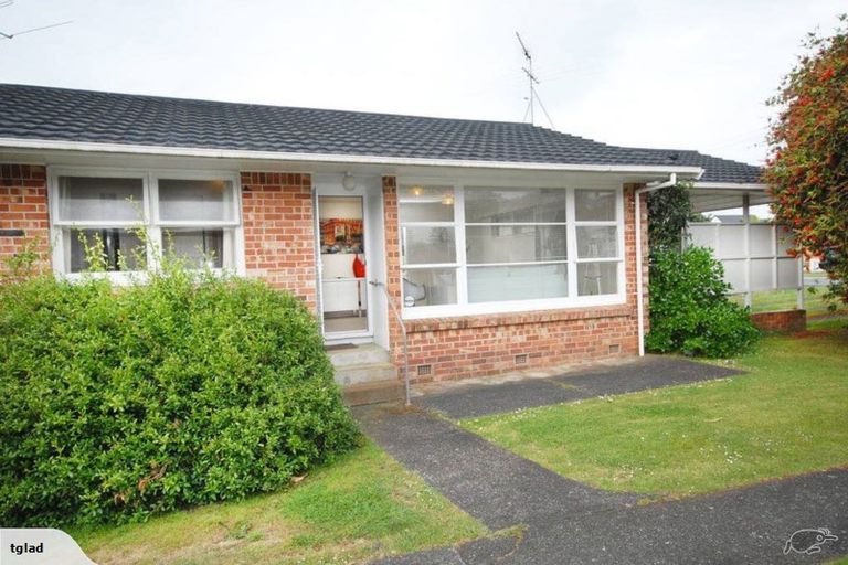 Photo of property in 1/2 Saltburn Road, Milford, Auckland, 0620