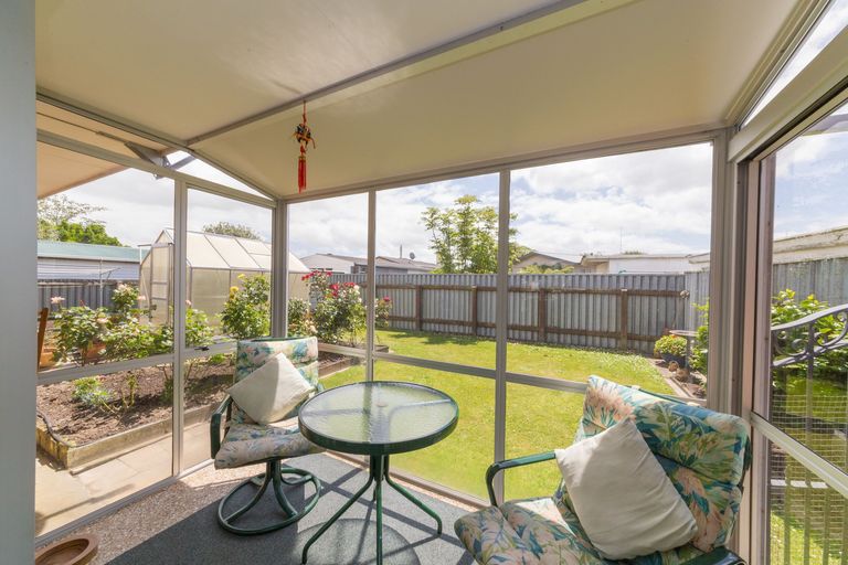 Photo of property in 29b Raglan Avenue, Cloverlea, Palmerston North, 4412