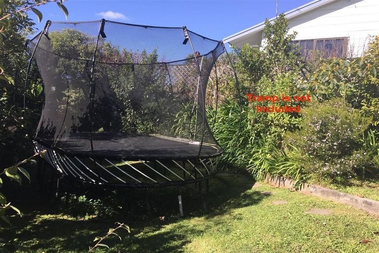 Photo of property in 99 Beauchamp Street, Karori, Wellington, 6012