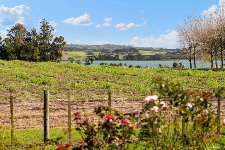 Photo of property in 455 Glenbrook Beach Road, Glenbrook, Waiuku, 2681