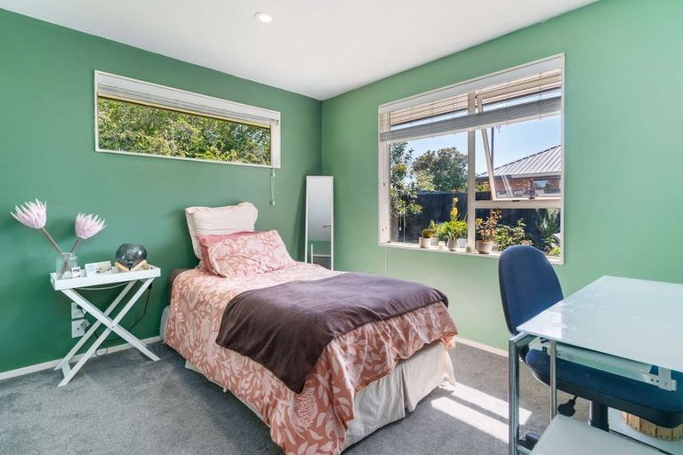 Photo of property in 32 Masefield Drive, Rolleston, 7614