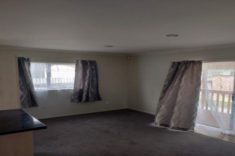 Photo of property in 12 Dolphin Street, Pakuranga, Auckland, 2010