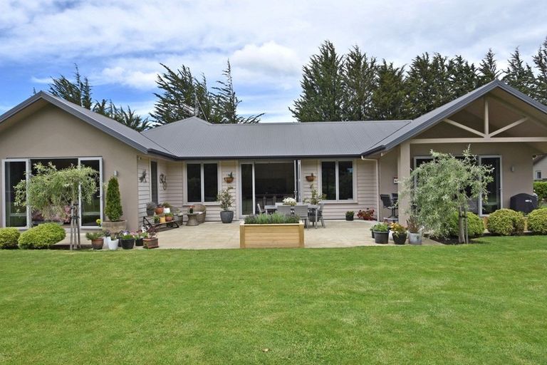 Photo of property in 47 Matua Grove, Otatara, Invercargill, 9879