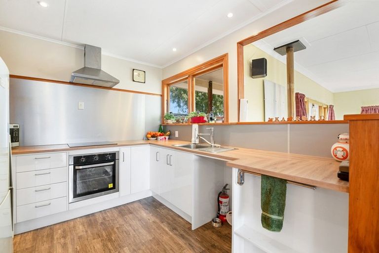 Photo of property in 37 Scott Avenue, Owhata, Rotorua, 3010