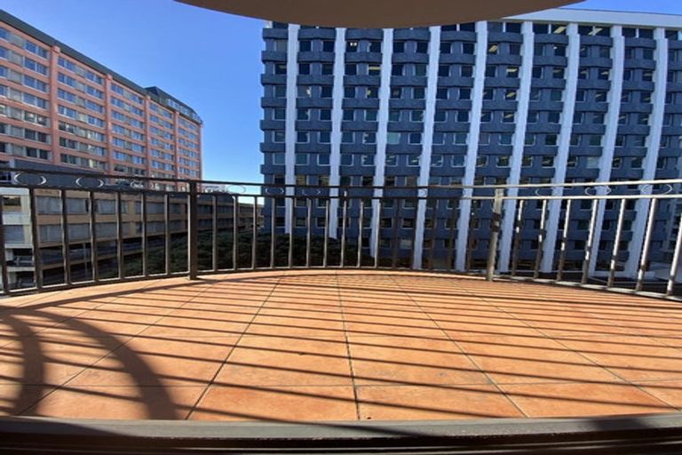 Photo of property in Atrium Towers, 5c/154 The Terrace, Wellington Central, Wellington, 6011