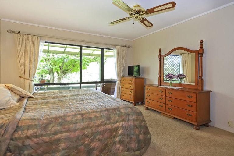 Photo of property in 35 Links View Drive, Omokoroa, 3114