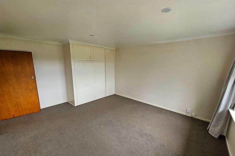 Photo of property in 11 Grimseys Road, Redwood, Christchurch, 8051