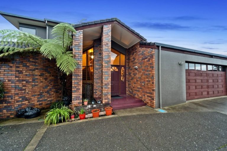 Photo of property in 1 Harrowfield Drive, Harrowfield, Hamilton, 3210